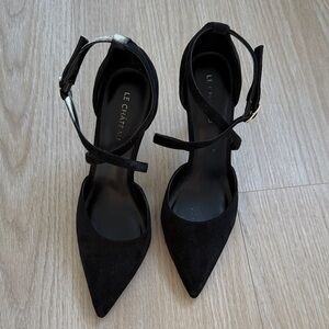 Le Chateau Black Pointed Heels